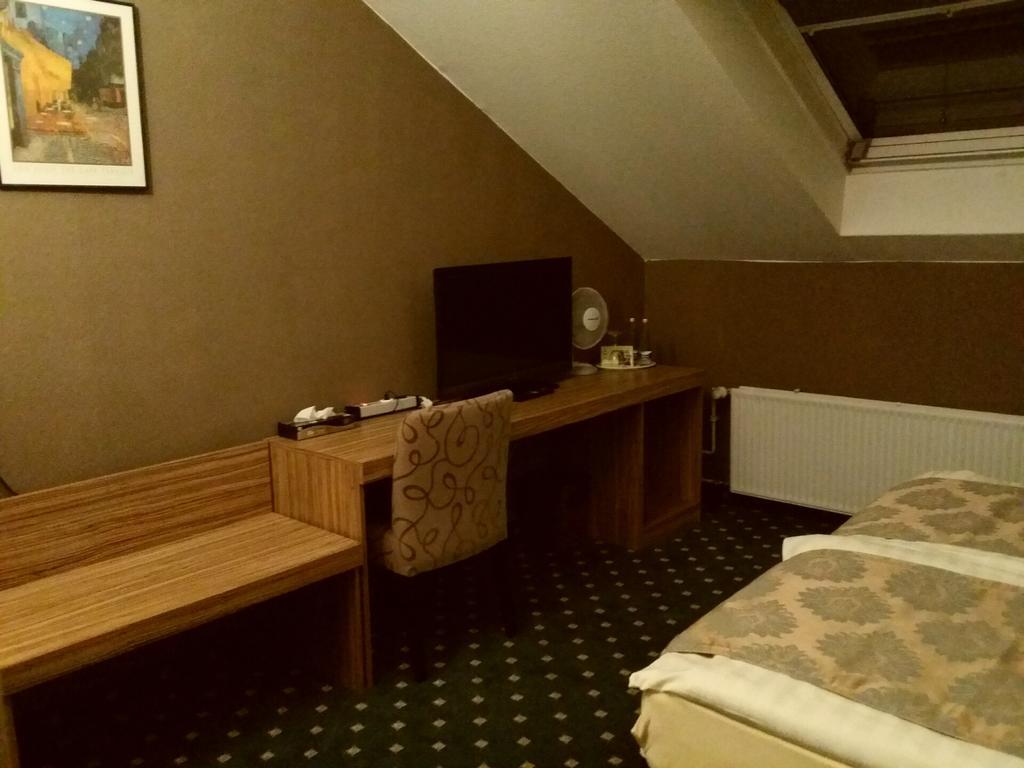 Abant Hotel Frankfurt Obertshausen Exteriör bild