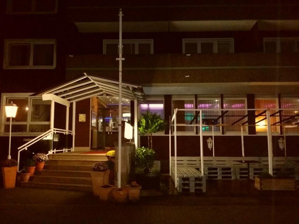 Abant Hotel Frankfurt Obertshausen Exteriör bild