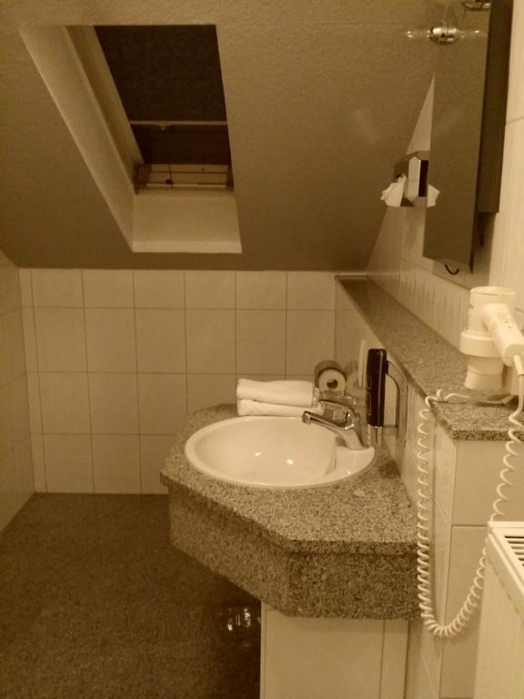 Abant Hotel Frankfurt Obertshausen Exteriör bild